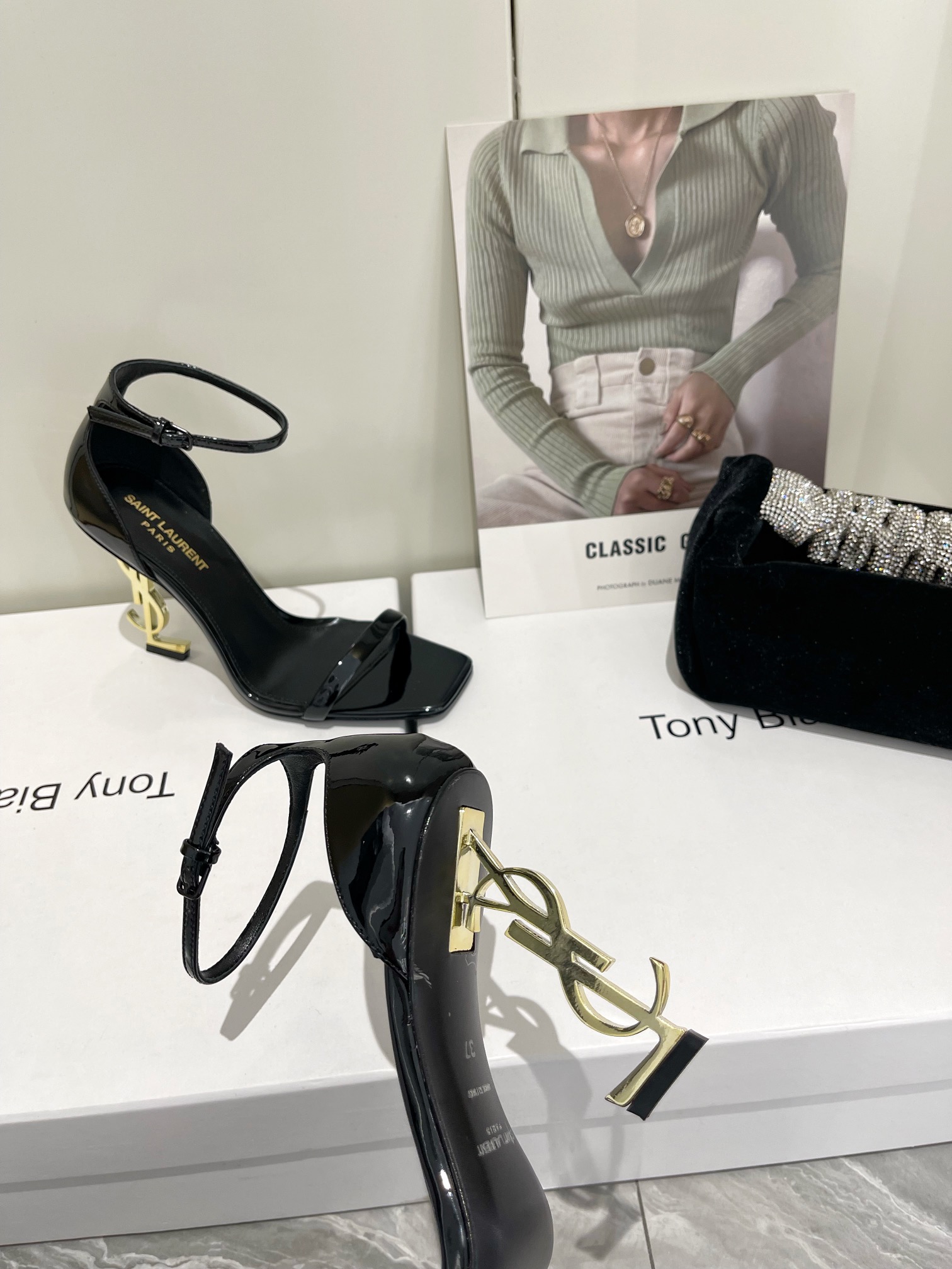 Women's high heels